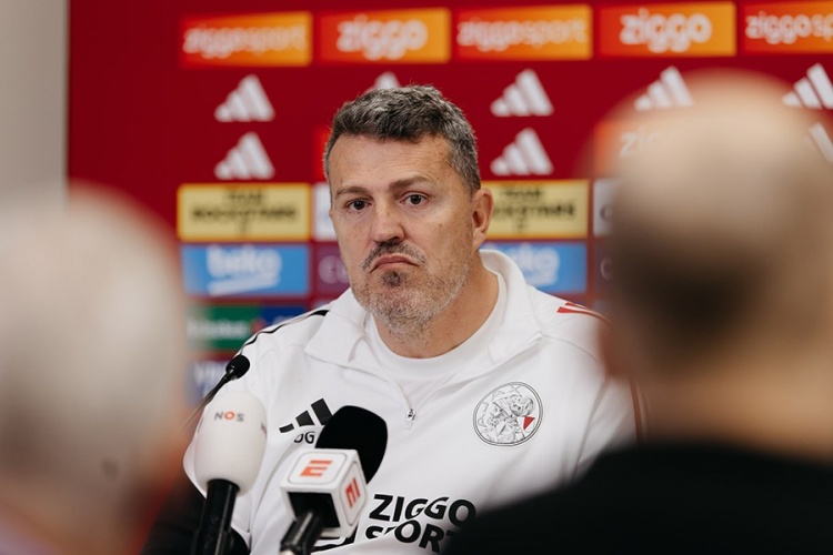 爱游戏官方网站-阿贾克斯新帅加西亚：这里和巴萨有相同哲学，也是我们要坚持的事